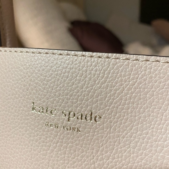 Kate Spade Purse - Picture 5 of 9
